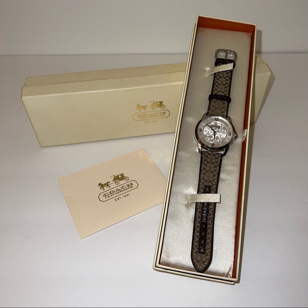 Coach watch signature 38mm (fabric&genuine leather strap) includes original box